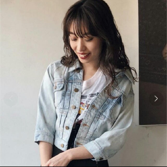 Ameri VINTAGE(アメリヴィンテージ)のAMERI BABY DENIM JACKET レディースのジャケット/アウター(Gジャン/デニムジャケット)の商品写真