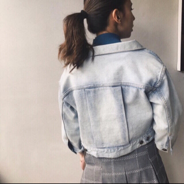 Ameri VINTAGE(アメリヴィンテージ)のAMERI BABY DENIM JACKET レディースのジャケット/アウター(Gジャン/デニムジャケット)の商品写真