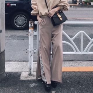 アメリヴィンテージ(Ameri VINTAGE)のAmeri / layered wide pants(カジュアルパンツ)