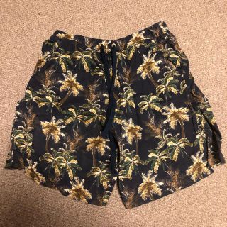 アトモス(atmos)の花柄 ショートパンツ アトモス(ショートパンツ)