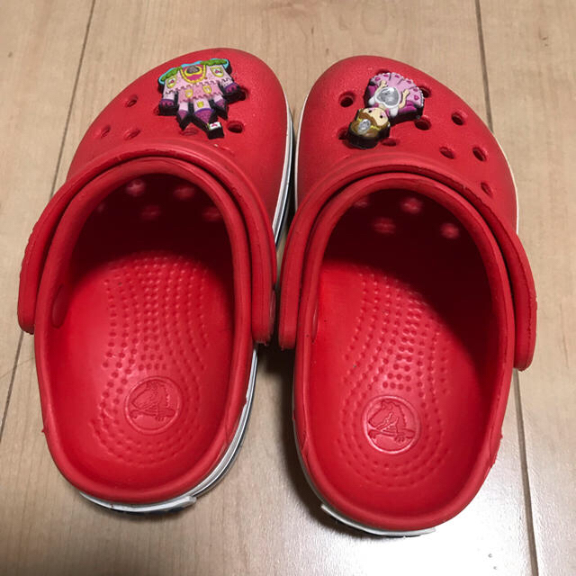 crocs(クロックス)のクロックス サンダル キッズ/ベビー/マタニティのベビー靴/シューズ(~14cm)(サンダル)の商品写真