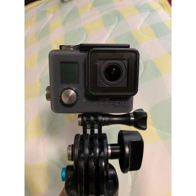GoPro(ゴープロ)のGopro Hero plus 格安 スマホ/家電/カメラのカメラ(ビデオカメラ)の商品写真