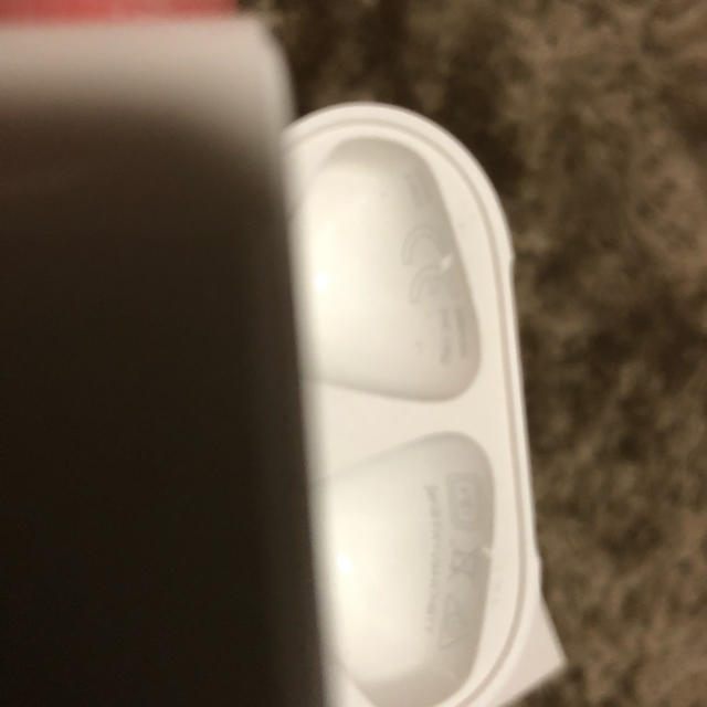 Air pods 充電ケースのみ 2