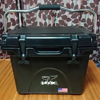 スノーピーク(Snow Peak)の新品未使用品ORCA オルカ クーラーボックス 20QT 黒 入荷しました！(その他)