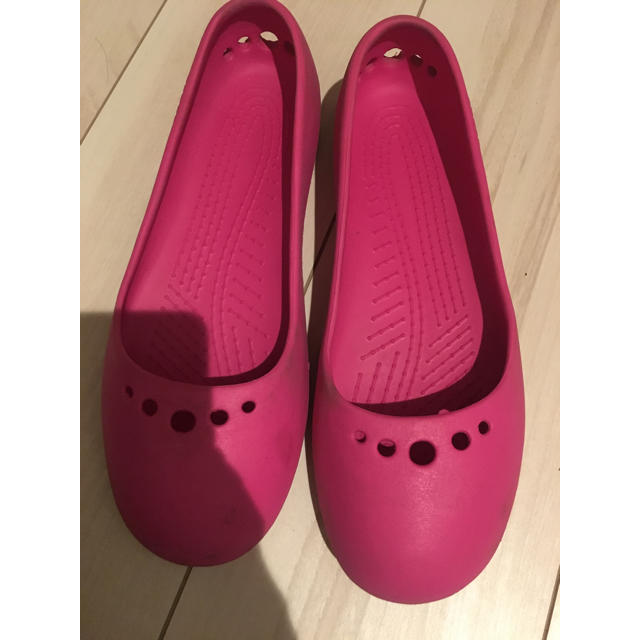 crocs(クロックス)の2425さん専用 レディースの靴/シューズ(サンダル)の商品写真