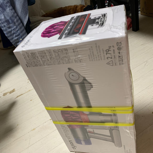 Dyson(ダイソン)のdyson v7 trigger ダイソン スマホ/家電/カメラの生活家電(掃除機)の商品写真