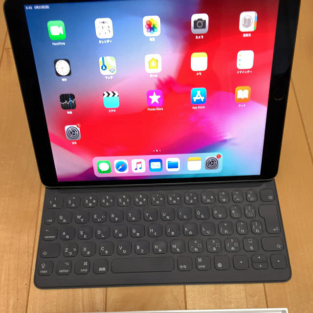 スマホ/家電/カメラ美品 Apple iPad Air 64GB 純正キーボード&ペン セルラー