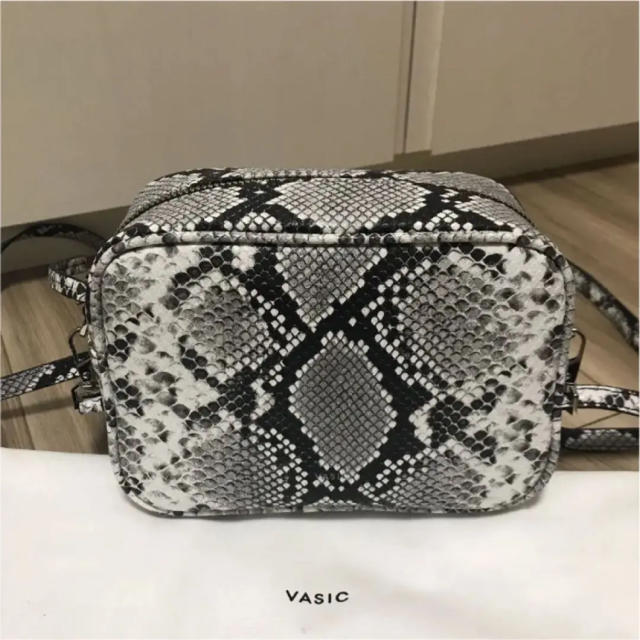 vasic パイソン バッグ ボディバッグ 美品