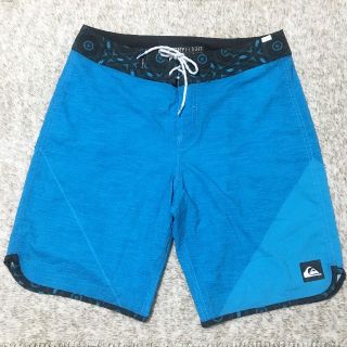 クイックシルバー(QUIKSILVER)のメンズ水着　サーフパンツ　ボードショーツ(水着)