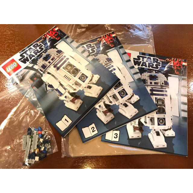 Lego(レゴ)の【きむこう5489様専用】レゴ LEGO スターウォーズ R2-D2 エンタメ/ホビーのおもちゃ/ぬいぐるみ(模型/プラモデル)の商品写真