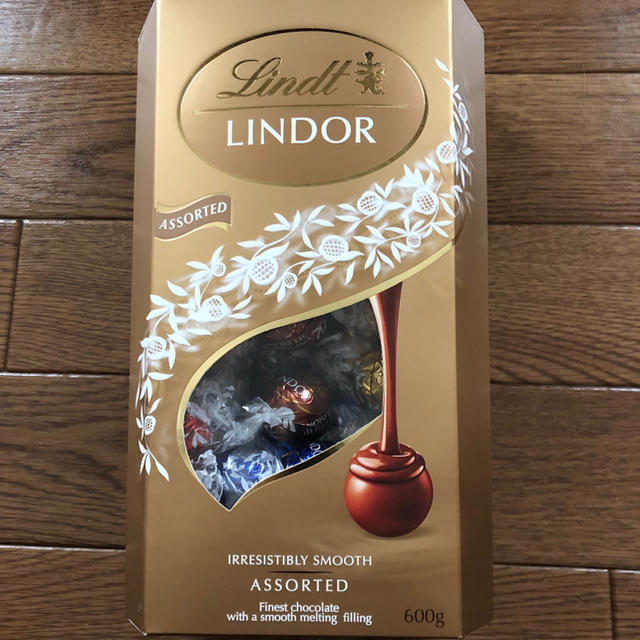 Lindt(リンツ)のリンツ チョコレート1 食品/飲料/酒の食品(菓子/デザート)の商品写真