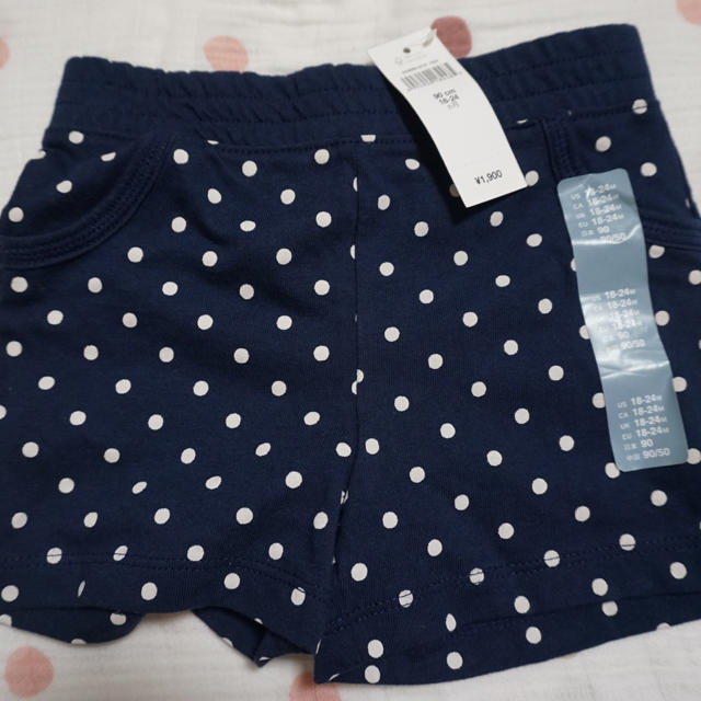 babyGAP(ベビーギャップ)のGAP 新品 タグ付き ショートパンツ キッズ/ベビー/マタニティのキッズ服女の子用(90cm~)(パンツ/スパッツ)の商品写真