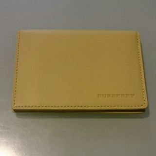 バーバリー(BURBERRY)の★あにむ様専用★☆新品・未使用☆ BURBERRY パスケース(名刺入れ/定期入れ)