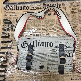 ジョンガリアーノ(John Galliano)のJohn Galliano ジョンガリアーノ ニュースペーパー柄バッグ(ハンドバッグ)