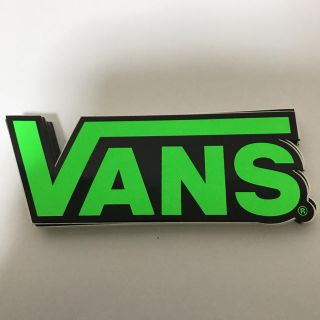 ヴァンズ(VANS)の【縦4cm横14.5cm】VANS ステッカー グリーン(ステッカー)