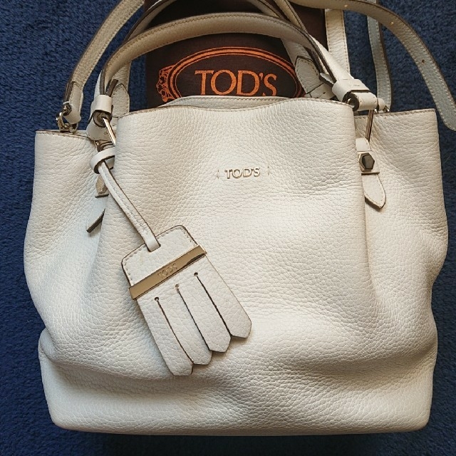 TOD’Sトッズ☆フラワーバック