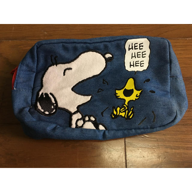 SNOOPY(スヌーピー)のスヌーピーポーチ レディースのファッション小物(ポーチ)の商品写真