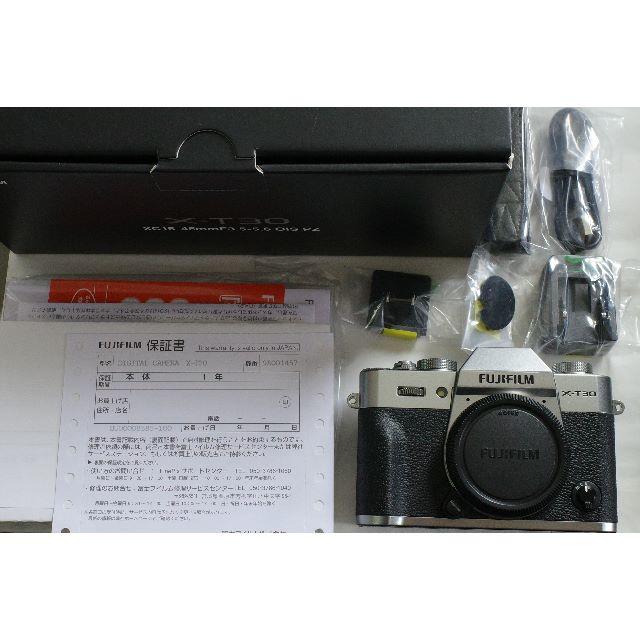 富士フイルム(フジフイルム)のFUJIFILM X-T30 富士フィルム シルバー 保証・おまけ有 スマホ/家電/カメラのカメラ(ミラーレス一眼)の商品写真