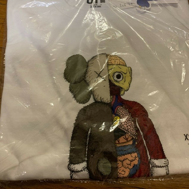 UNIQLO(ユニクロ)の新品！ユニクロ×カウズ  UNIQLO×KAWS Tシャツ XS メンズのトップス(Tシャツ/カットソー(半袖/袖なし))の商品写真