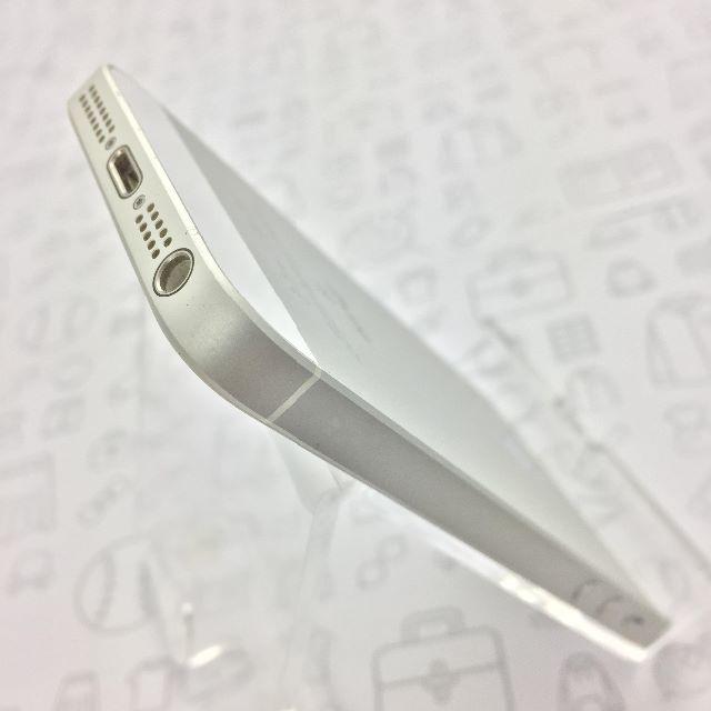 iPhone(アイフォーン)の【ﾗｸﾏ公式】iPhone SE 16GB 355797078135334 スマホ/家電/カメラのスマートフォン/携帯電話(スマートフォン本体)の商品写真