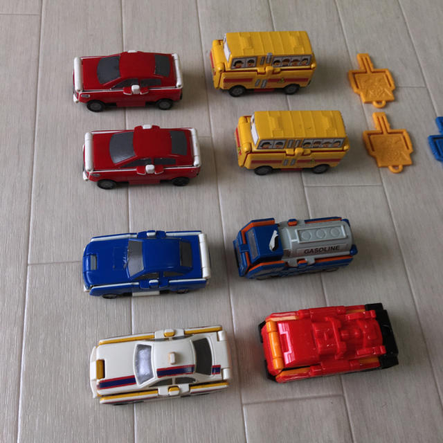 BANDAI(バンダイ)のひろま様専用 ブーブ マクドナルド 8台セット キッズ/ベビー/マタニティのおもちゃ(電車のおもちゃ/車)の商品写真