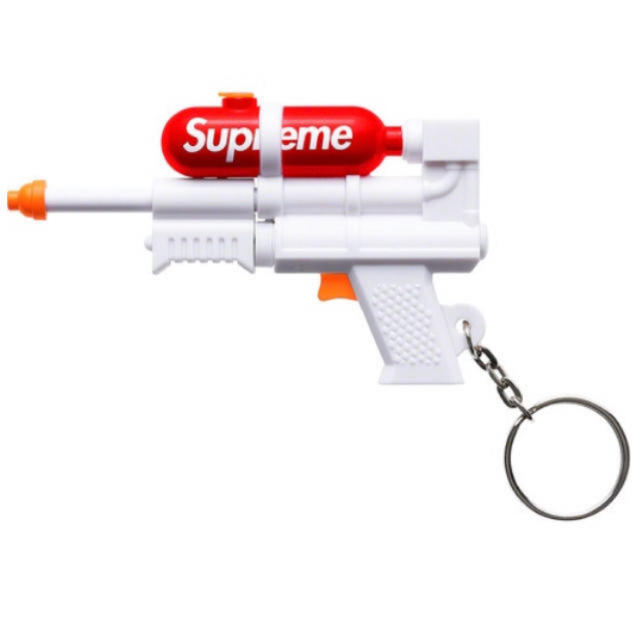 Supreme(シュプリーム)のsupreme water blaster keychain メンズのファッション小物(キーホルダー)の商品写真