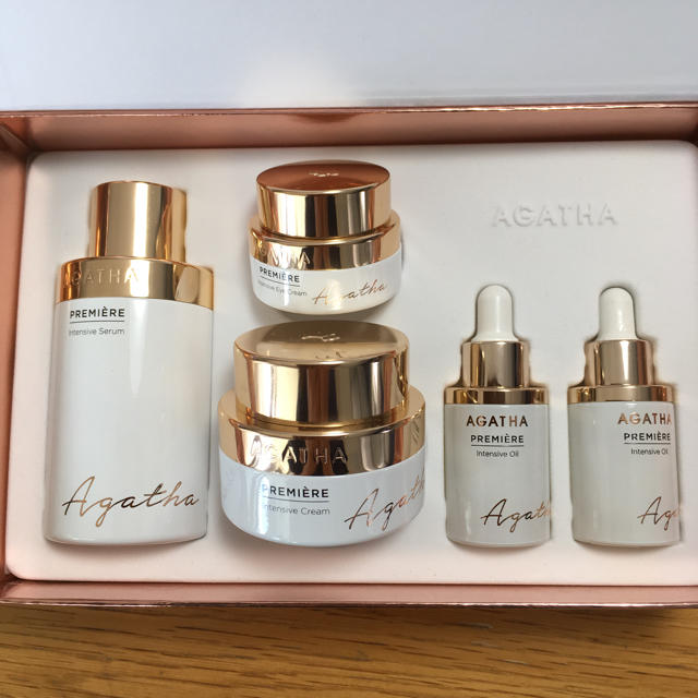 新品 韓国コスメ AGATHA PARIS プレミア化粧品セット箱入り