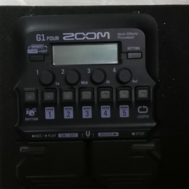 zoom g1four