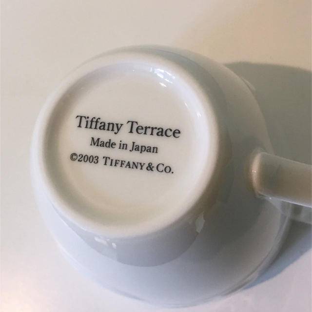 Tiffany & Co.(ティファニー)の新品未使用 箱入り ティファニー マグカップ テラス 2個 ペア インテリア/住まい/日用品のキッチン/食器(グラス/カップ)の商品写真