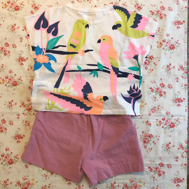 ZARA KIDS(ザラキッズ)のZARA スパンコール 鳥 tシャツ 128 ショートパンツ 麻 140 ピンク キッズ/ベビー/マタニティのキッズ服女の子用(90cm~)(パンツ/スパッツ)の商品写真