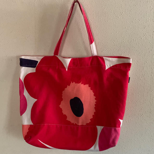 marimekko(マリメッコ)のmarimekko  ウニッコ  ＊ビッグサイズ ＊   トートバッグ レディースのバッグ(トートバッグ)の商品写真