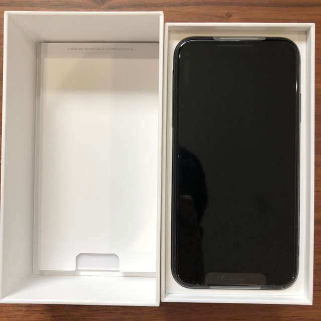 iPhone XR 64GB ブラック SIMフリー MT002J/A