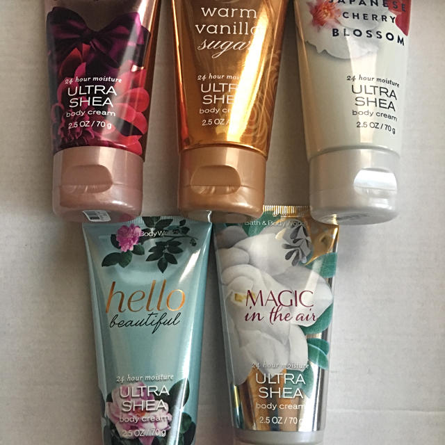 Bath & Body Works(バスアンドボディーワークス)のバスアンドボディーワークス ボディークリームまとめ売り コスメ/美容のボディケア(ボディクリーム)の商品写真