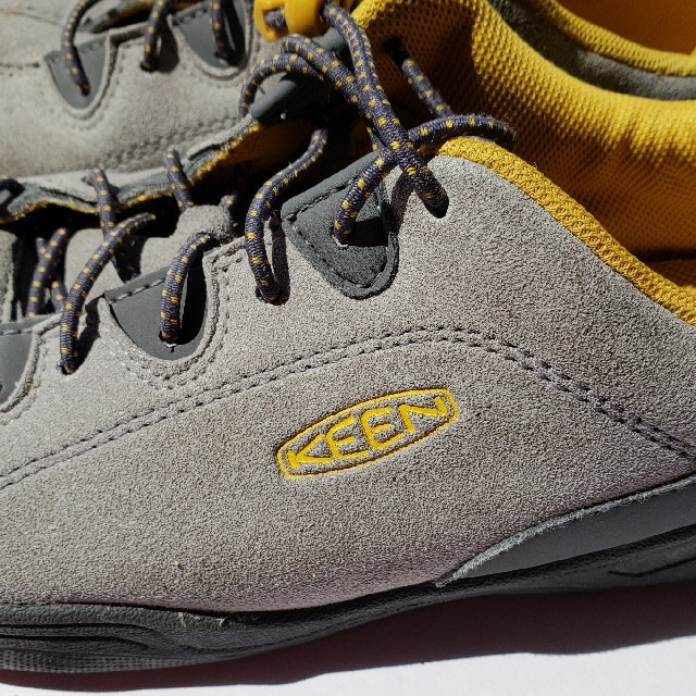 KEEN(キーン)のKEENスニーカー22センチ キッズ/ベビー/マタニティのキッズ靴/シューズ(15cm~)(スニーカー)の商品写真