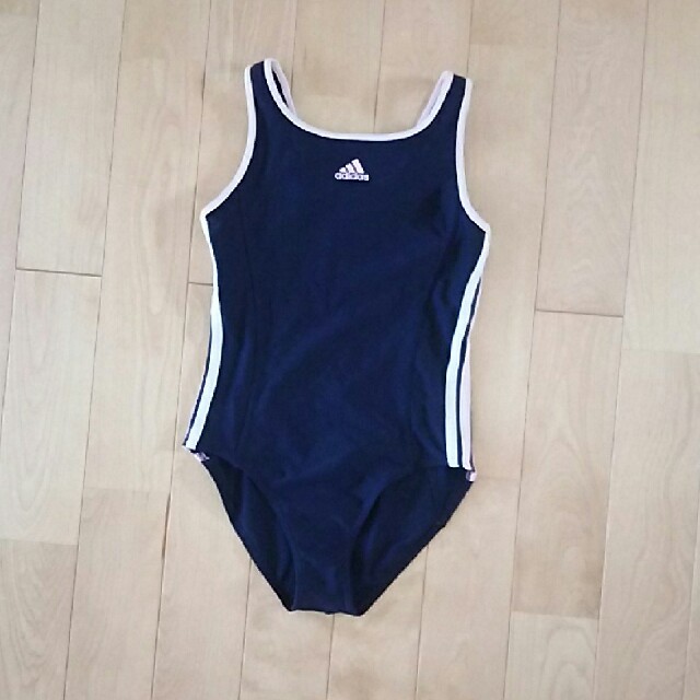 adidas(アディダス)の水着 アディダス adidas  150 キッズ/ベビー/マタニティのキッズ服女の子用(90cm~)(水着)の商品写真