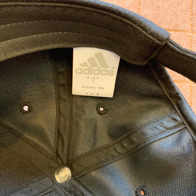 adidas(アディダス)のadidas 黒 キャップ メンズの帽子(キャップ)の商品写真