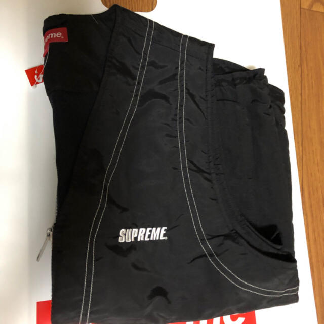 Supreme(シュプリーム)の【MサイズBLACKカラー】supreme Nylon Cargo Vest メンズのトップス(ベスト)の商品写真