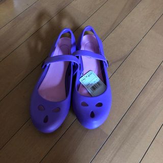 女児サンダル 新品タグ付き(サンダル)