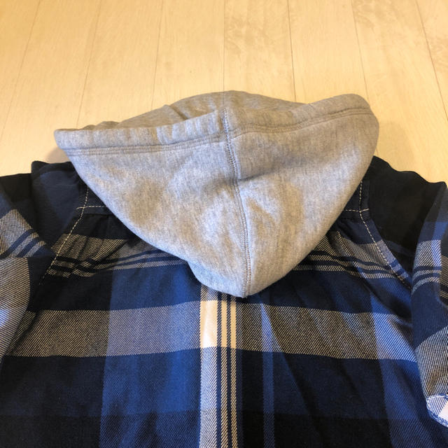 babyGAP(ベビーギャップ)のbaby Gapフード付きシャツ キッズ/ベビー/マタニティのキッズ服男の子用(90cm~)(その他)の商品写真