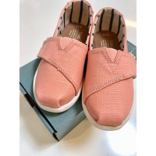 トムズ(TOMS)の最終お値下げ！tomsキッズ  17cm 新品(スリッポン)