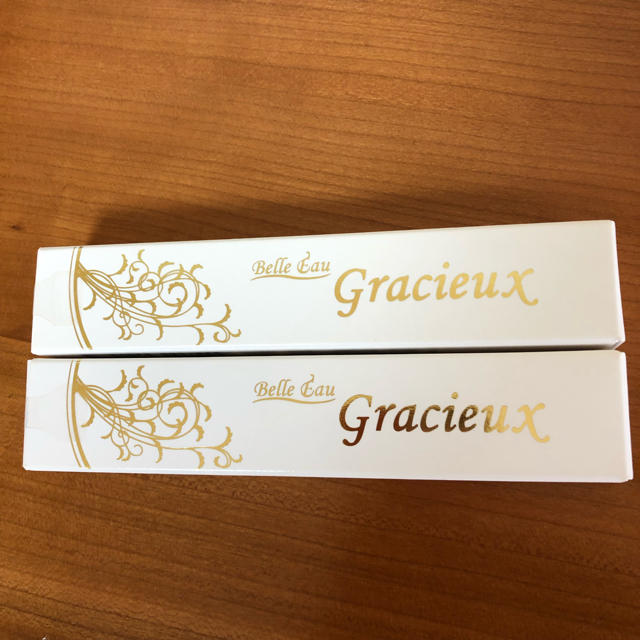 GRACIEUX(グラシュー)の★新品未開封★ Gracieux+ グラシュープラス 2個 コスメ/美容のスキンケア/基礎化粧品(アイケア/アイクリーム)の商品写真