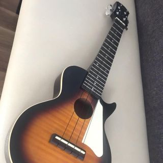 エピフォン(Epiphone)のエピフォン レスポールモデル コンサートウクレレ(コンサートウクレレ)