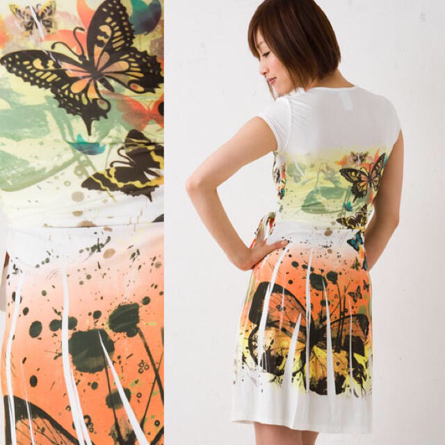 BCBGMAXAZRIA(ビーシービージーマックスアズリア)のLA Sublimation Butterfly dress size s  レディースのワンピース(ひざ丈ワンピース)の商品写真