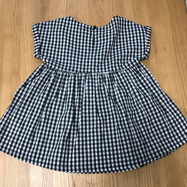 西松屋(ニシマツヤ)の半袖ギンガムチェック キッズ/ベビー/マタニティのキッズ服女の子用(90cm~)(Tシャツ/カットソー)の商品写真