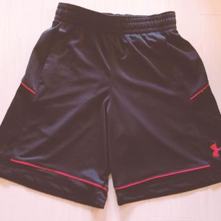 アンダーアーマー(UNDER ARMOUR)のアンダーアーマー ハーフパンツ(トレーニング用品)