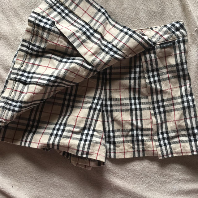 BURBERRY(バーバリー)のBurberry キュロット スカート ショートパンツ キッズ/ベビー/マタニティのキッズ服女の子用(90cm~)(スカート)の商品写真