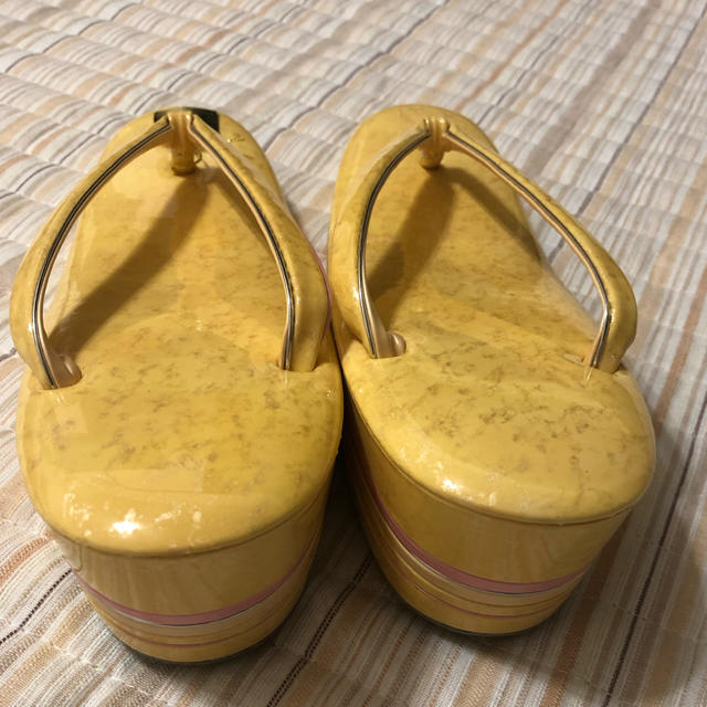 金鷲本舗 草履 ✳︎黄✳︎未使用 レディースの靴/シューズ(下駄/草履)の商品写真