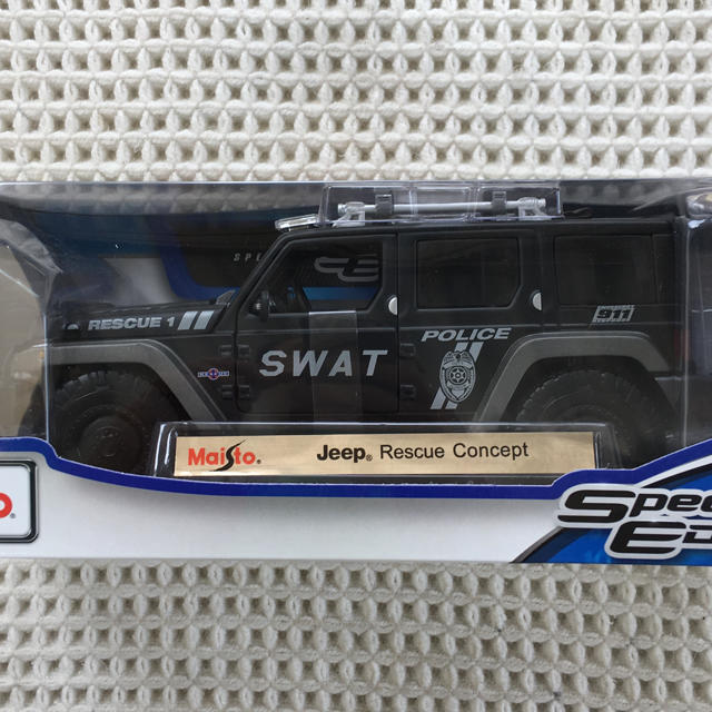 Jeep Rescue Concept. Swat 1/18 エンタメ/ホビーのおもちゃ/ぬいぐるみ(ミニカー)の商品写真