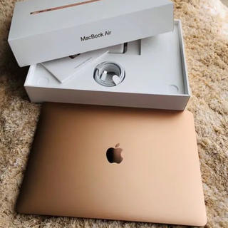 アップル(Apple)の【新品同様】Macbook Air 2018 ゴールド 128GB(ノートPC)