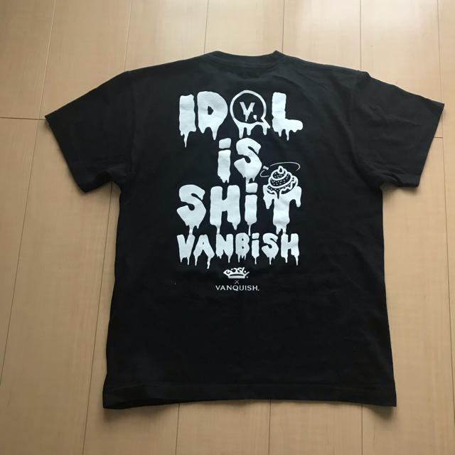 VANQUISH(ヴァンキッシュ)のBiSH Tシャツ  VANQUISH Mサイズ エンタメ/ホビーのタレントグッズ(アイドルグッズ)の商品写真